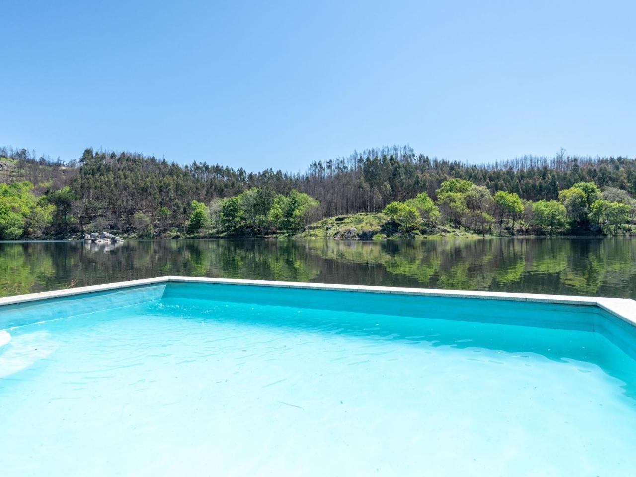 Traditional Mansion In Treixedo With Swimming Pool ภายนอก รูปภาพ